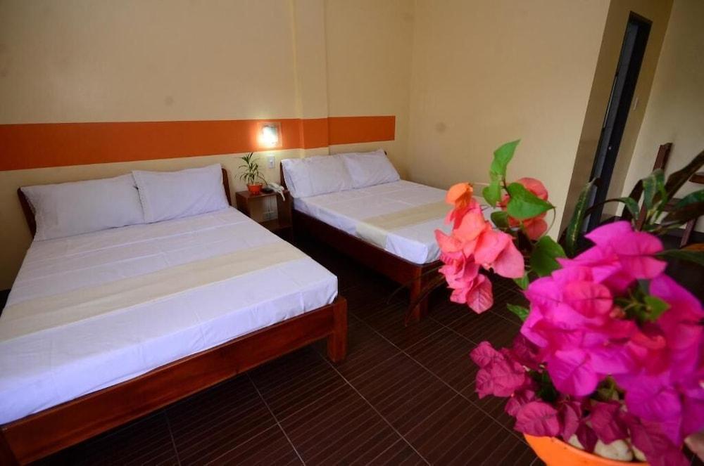 Michelle Pension Puerto Princesa Екстериор снимка