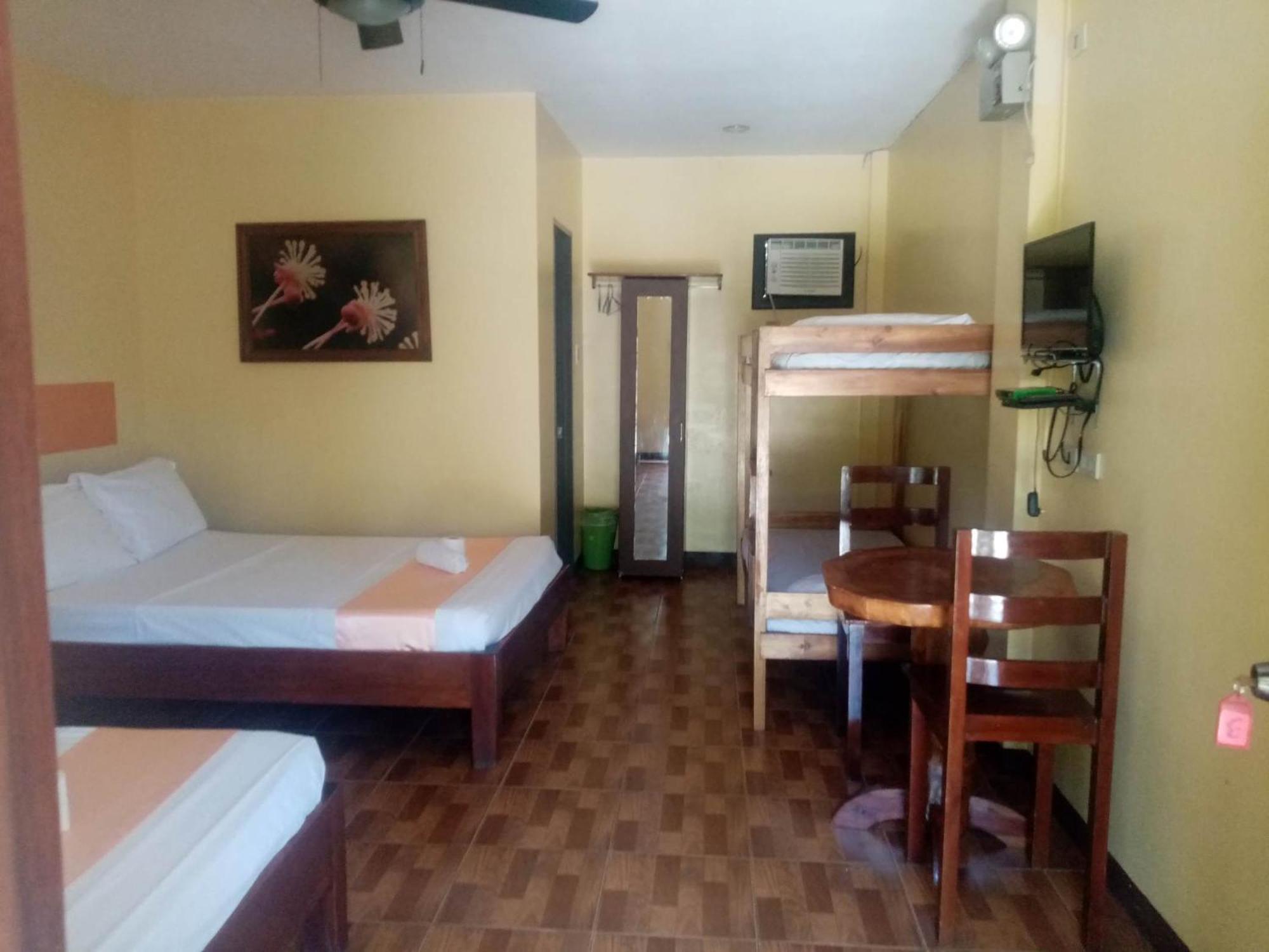 Michelle Pension Puerto Princesa Екстериор снимка