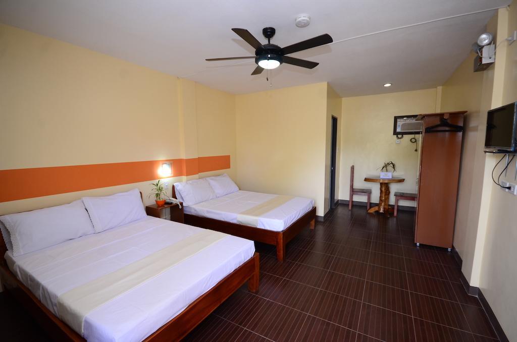 Michelle Pension Puerto Princesa Екстериор снимка
